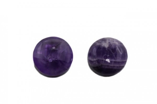 Knopf 14mm mit 2 Löchern aus Amethyst facettiert