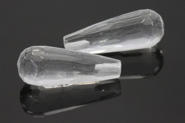 Pampel facettiert mit halfdrill, 8x20mm, Bergkristall