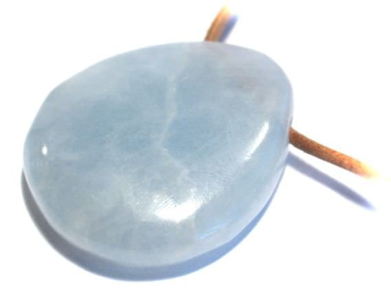 Oval mit Querbohrung, 30x35mm, Calcit blau